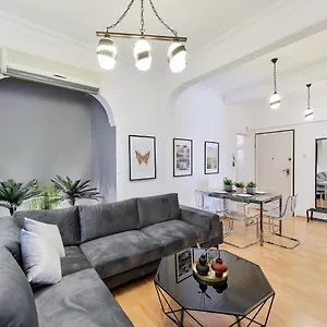 https://porto-sea-view-apartments-mitropoleos.hotels-of-thessaloniki.com